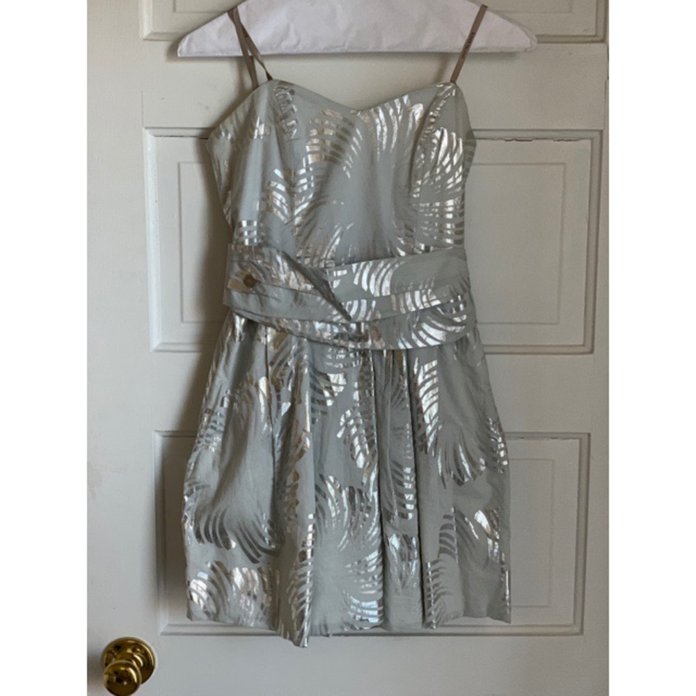 Strapless dress